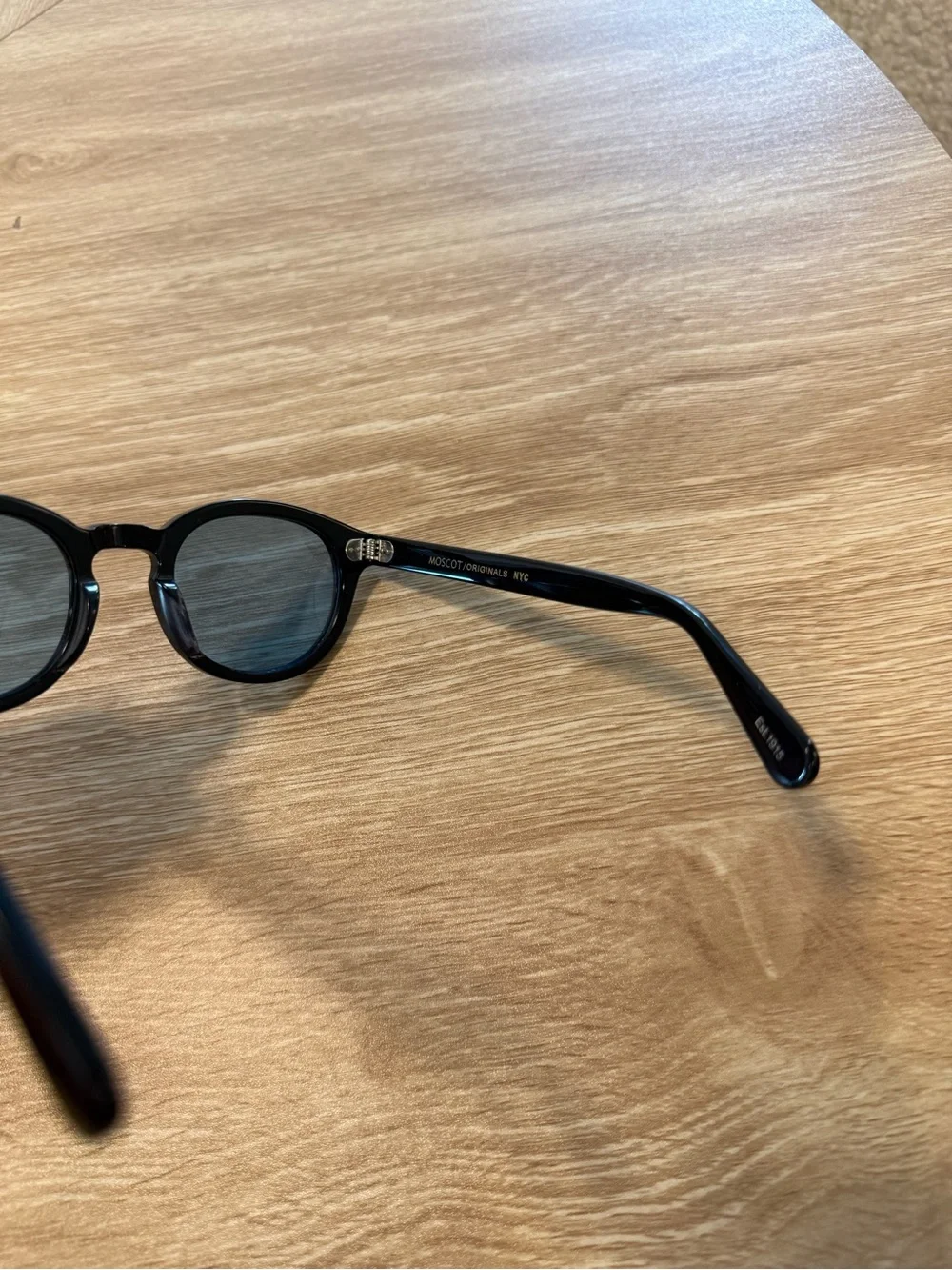 MOSCOT Lemtosh Sunglasses Black 49-24-145 Blue Lenses Unisex